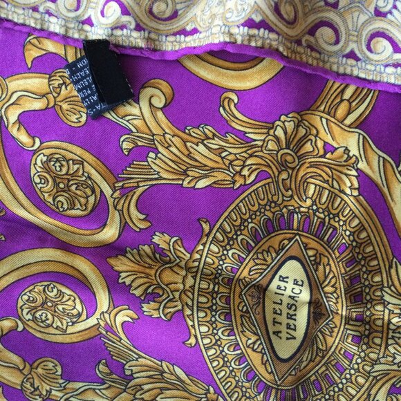 100% Silk Large Atelier Versace Silk Scarf - purple/gold - Picture 4 of 11
